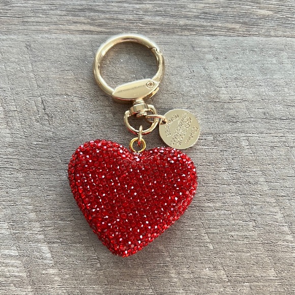 Accessories - NWOT red crystal bling heart keychain